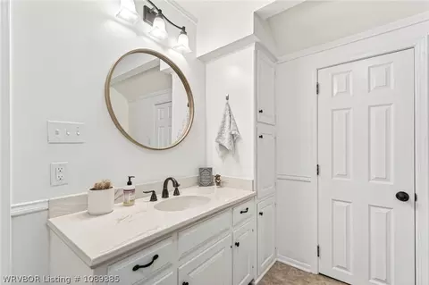 Bath - 10308 Stoneleige St, Fort Smith, AR 72908 photo 10 of 10