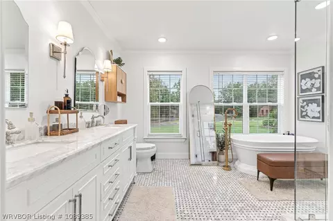 Bath - 10308 Stoneleige St, Fort Smith, AR 72908 photo 1 of 10