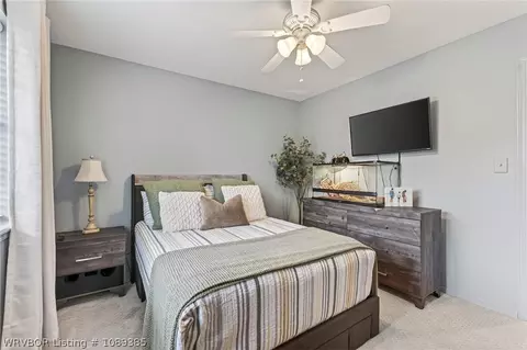 Bedroom - 10308 Stoneleige St, Fort Smith, AR 72908 photo 8 of 11