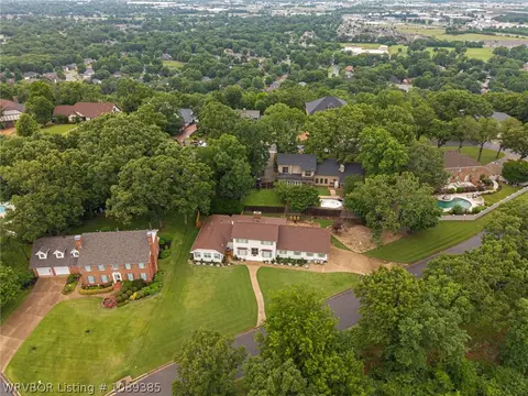 View/Area - 10308 Stoneleige St, Fort Smith, AR 72908 photo 1 of 5