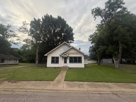 118 Ash St, Alma, AR 72921