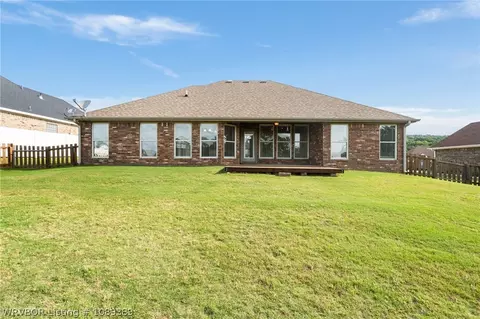 Exterior - 3309 Golf Course Dr, Alma, AR 72921 photo 4 of 7