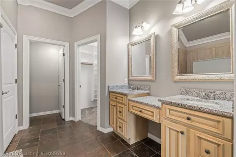 Entry Way - 3309 Golf Course Dr, Alma, AR 72921 photo 2 of 2