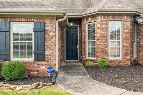 Exterior - 3309 Golf Course Dr, Alma, AR 72921 photo 3 of 7