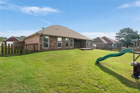 Exterior - 3309 Golf Course Dr, Alma, AR 72921 photo 6 of 7