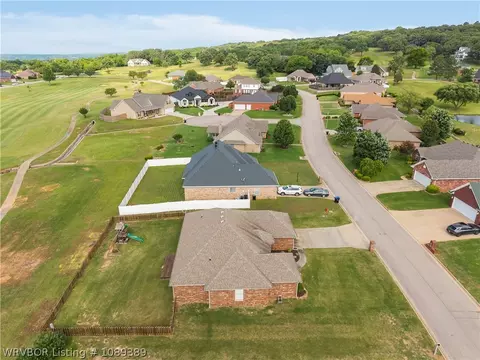 View/Area - 3309 Golf Course Dr, Alma, AR 72921 photo 2 of 10