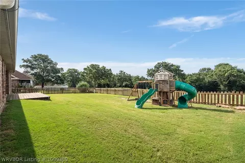 Exterior - 3309 Golf Course Dr, Alma, AR 72921 photo 5 of 7