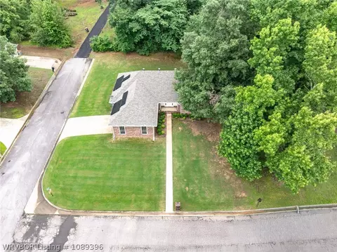 View/Area - 1427 Christopher St, Lavaca, AR 72941 photo 4 of 9
