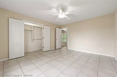 Bedroom - 1427 Christopher St, Lavaca, AR 72941 photo 5 of 7