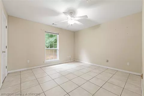 Bedroom - 1427 Christopher St, Lavaca, AR 72941 photo 6 of 7