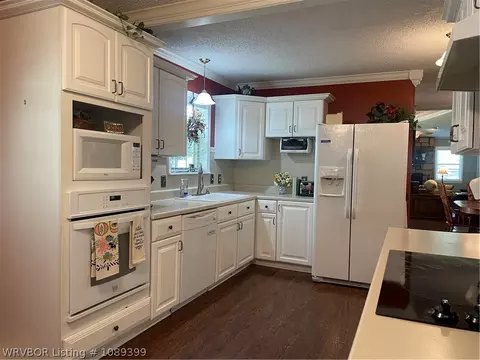 Kitchen - 1903 S 47th St, Fort Smith, AR 72903 photo 1 of 5