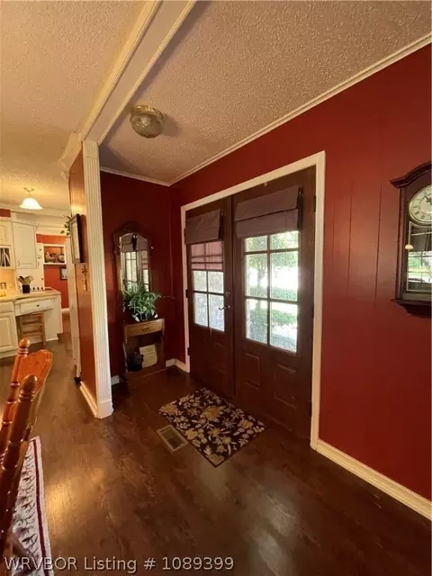 Entry Way - 1903 S 47th St, Fort Smith, AR 72903 photo 2 of 5