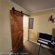 Entry Way - 8106 Holly Ave, Fort Smith, AR 72908 photo 6 of 7