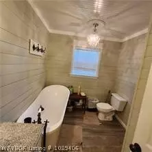 Entry Way - 8106 Holly Ave, Fort Smith, AR 72908 photo 5 of 7