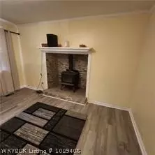 Entry Way - 8106 Holly Ave, Fort Smith, AR 72908 photo 1 of 7