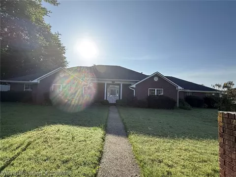 Exterior - 1906 N 47th St, Fort Smith, AR 72904 photo 2 of 6