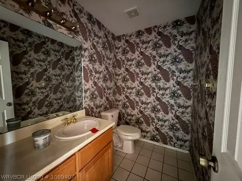 Bath - 1906 N 47th St, Fort Smith, AR 72904 photo 2 of 2
