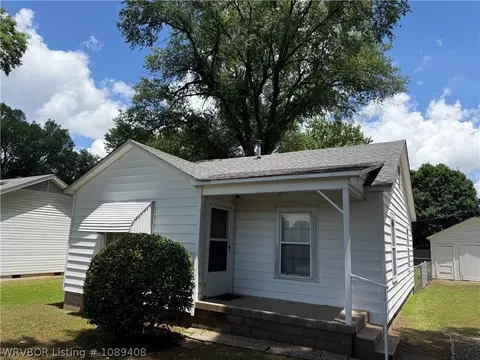2905 Hendricks Blvd, Fort Smith, AR 72903