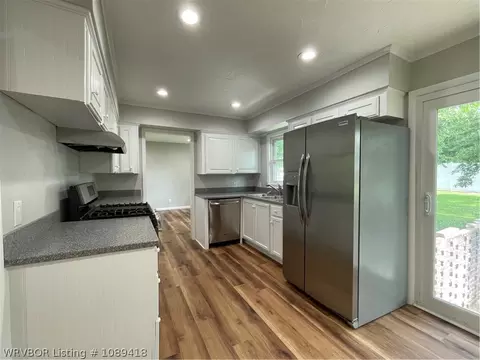Kitchen - 2618 S M St, Fort Smith, AR 72901 photo 4 of 4