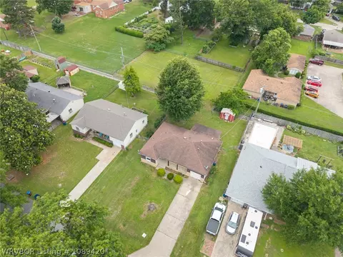 View/Area - 1510 40th St, Fort Smith, AR 72903 photo 1 of 6