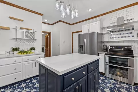 Kitchen - 3829 Tpc Dr, Alma, AR 72921 photo 4 of 5