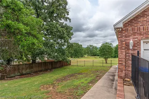 Exterior - 3829 Tpc Dr, Alma, AR 72921 photo 2 of 14
