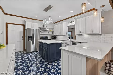 Kitchen - 3829 Tpc Dr, Alma, AR 72921 photo 1 of 5