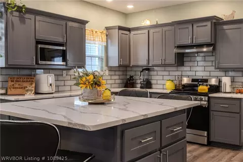 Kitchen - 418 19th St, Fort Smith, AR 72901 photo 3 of 3