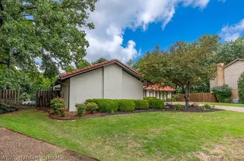 Exterior - 4424 S 35th Dr, Fort Smith, AR 72903 photo 2 of 19
