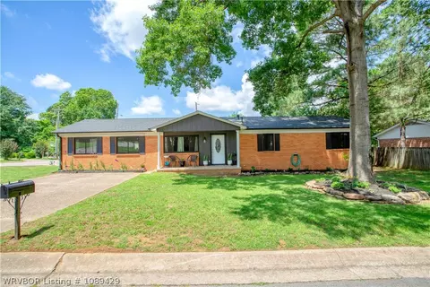 7616 Cheryl Ln, Fort Smith, AR 72908