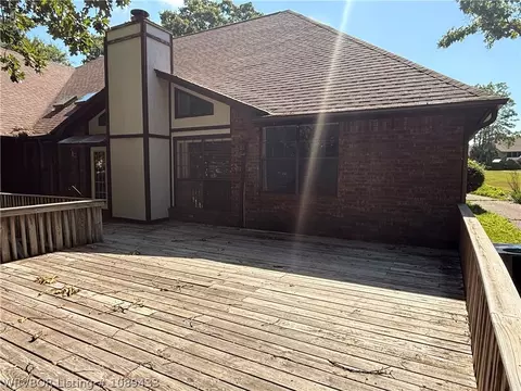 Exterior - 10704 Castleton St, Fort Smith, AR 72908 photo 3 of 4