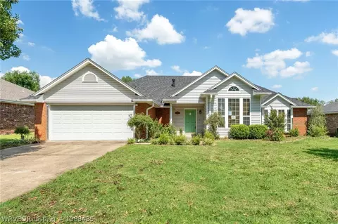 5205 Rosewood Cir, Fort Smith, AR 72903