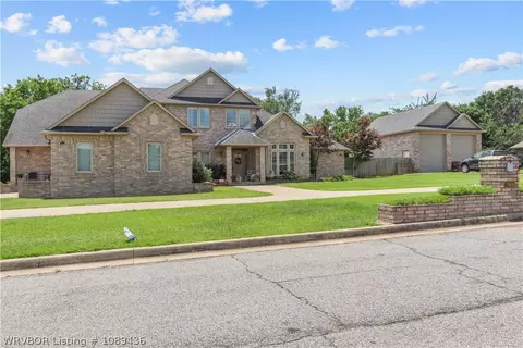 2909 Silver Maple Ln, Poteau, OK 74953