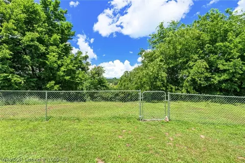 Exterior - 406 NE Highway 10, Hackett, AR 72937 photo 8 of 9