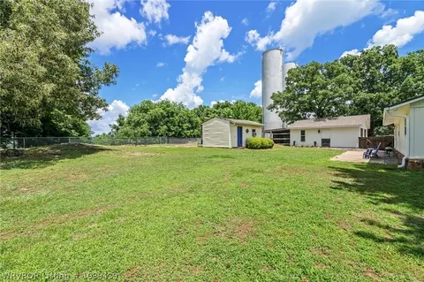 Exterior - 406 NE Highway 10, Hackett, AR 72937 photo 5 of 9