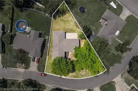 View/Area - 2908 Riverbend Dr, Fort Smith, AR 72903 photo 1 of 11