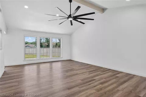 Living - 2908 Riverbend Dr, Fort Smith, AR 72903 photo 5 of 6