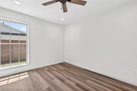Bedroom - 2908 Riverbend Dr, Fort Smith, AR 72903 photo 6 of 7