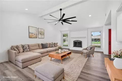 Living - 2908 Riverbend Dr, Fort Smith, AR 72903 photo 1 of 6