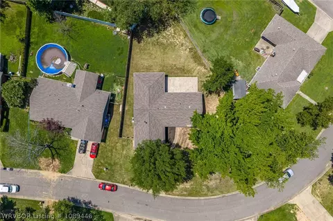 View/Area - 2908 Riverbend Dr, Fort Smith, AR 72903 photo 3 of 11