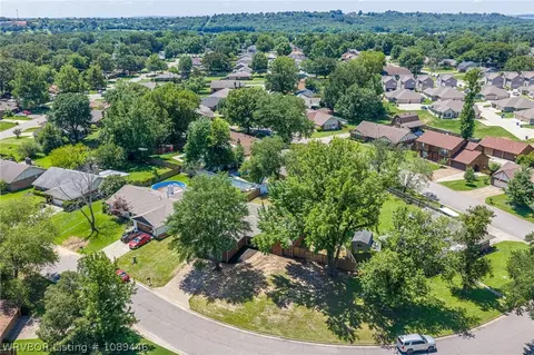View/Area - 2908 Riverbend Dr, Fort Smith, AR 72903 photo 5 of 11