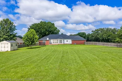 Exterior - 11505 Springridge Dr, Fort Smith, AR 72916 photo 11 of 14