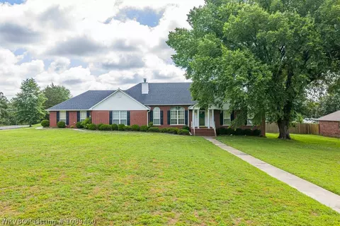 Exterior - 11505 Springridge Dr, Fort Smith, AR 72916 photo 2 of 14