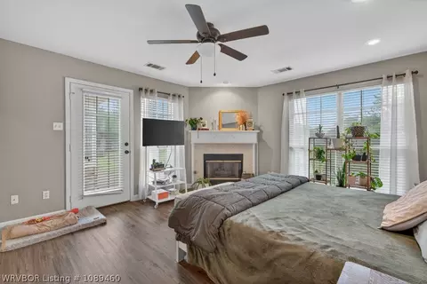 Bedroom - 11505 Springridge Dr, Fort Smith, AR 72916 photo 2 of 10