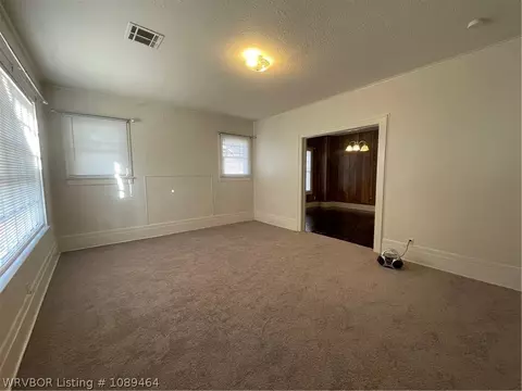 Living - 700 Clifton Ct, Fort Smith, AR 72903 photo 1 of 6