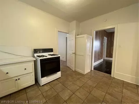 Kitchen - 700 Clifton Ct, Fort Smith, AR 72903 photo 2 of 3