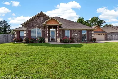 2619 Dava St, Van Buren, AR 72956