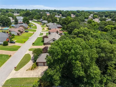 View/Area - 2304 Brigadoon Dr, Fort Smith, AR 72908 photo 1 of 5