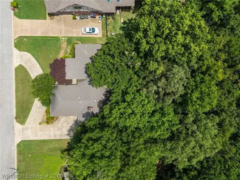 View/Area - 2304 Brigadoon Dr, Fort Smith, AR 72908 photo 4 of 5