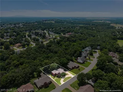 View/Area - 2304 Brigadoon Dr, Fort Smith, AR 72908 photo 3 of 5